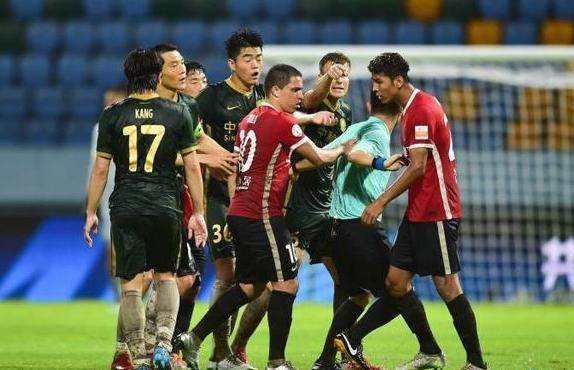 免费必发指数-【中超】张玉宁进球侯森低级失误 8人蓉城2比3国安